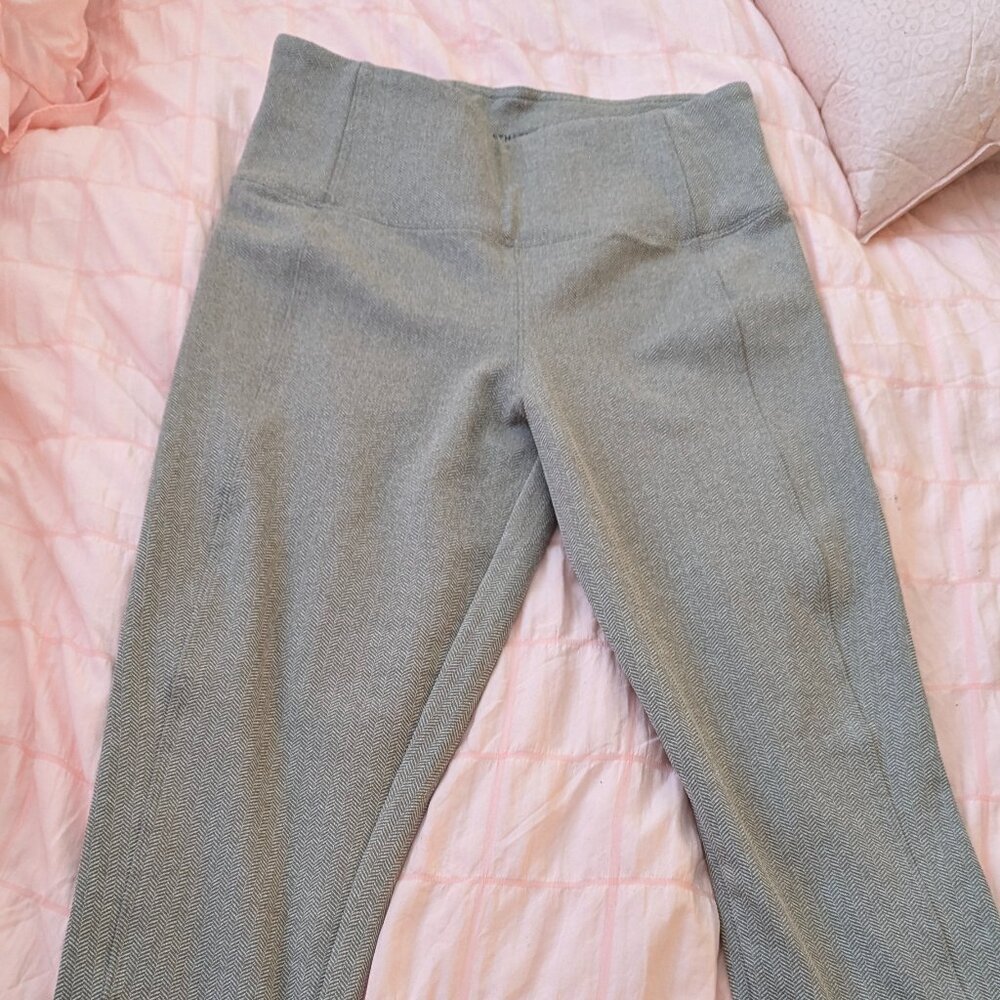 Athleta Delaney Pant size 4